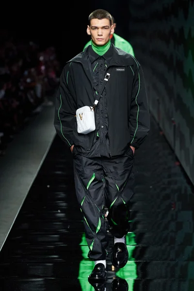 Look 61